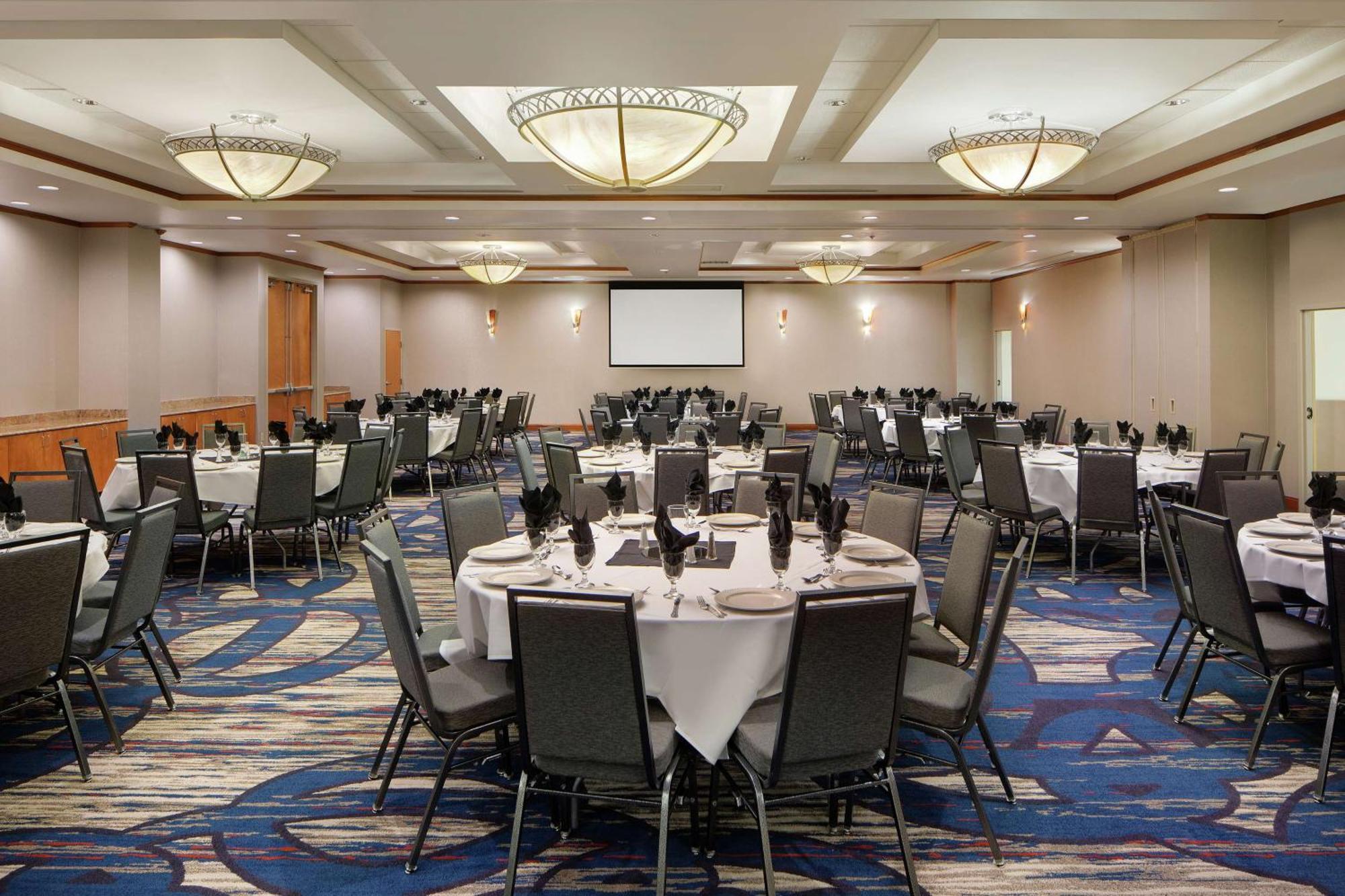 Doubletree Richmond Airport Hotel Sandston Exterior photo