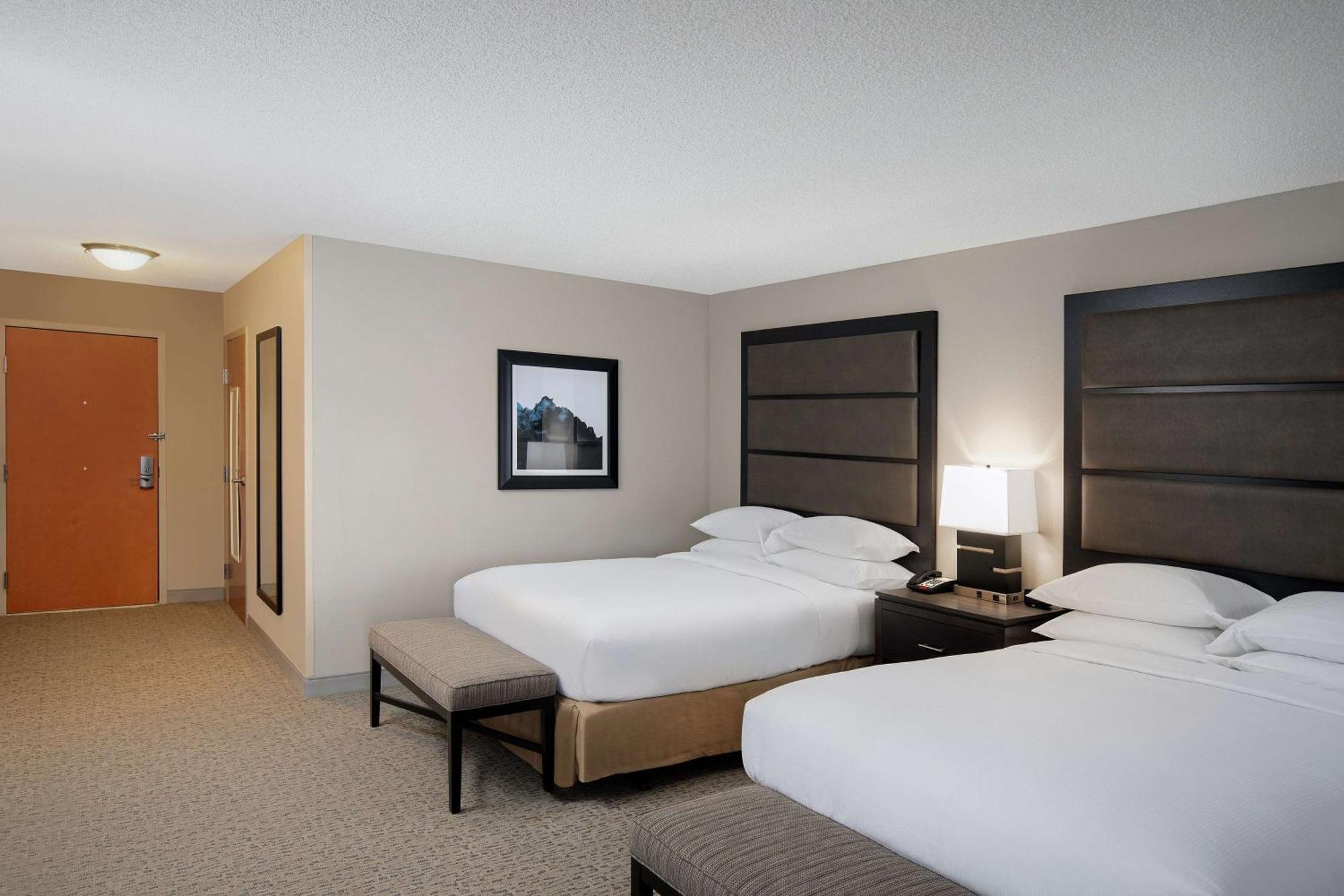 Doubletree Richmond Airport Hotel Sandston Exterior photo